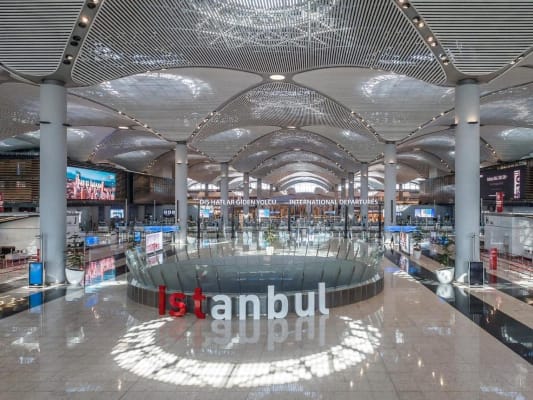 The 25 Most Comfortable Airports in the World (2026 Ranking) SI0714